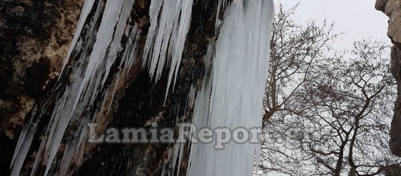 Δείτε εικόνες και βίντεο από τον παγωμένο Γοργοπόταμο